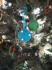 PALLA DI NATALE IN LANA FATTA